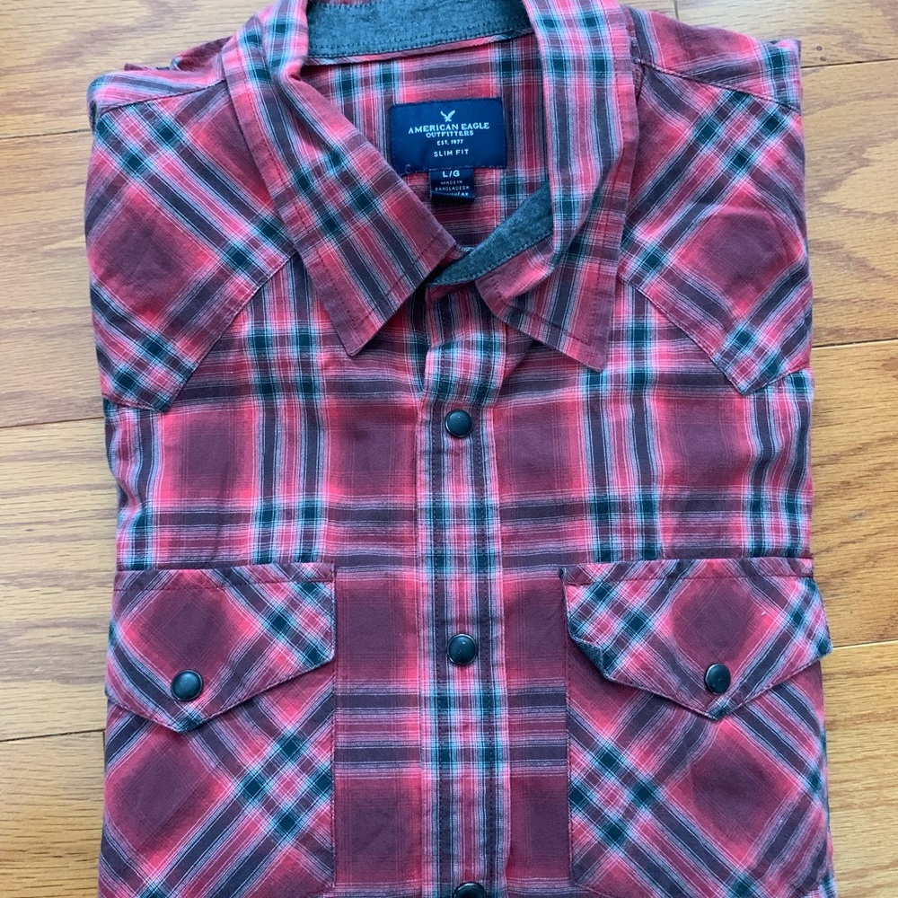 American Eagles shirt
